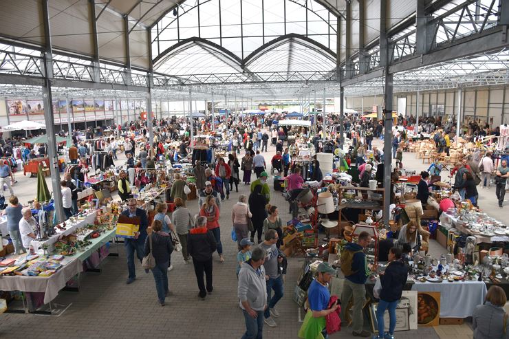 Flohmarkt - Erlebnisgärtnerei Hödnerhof